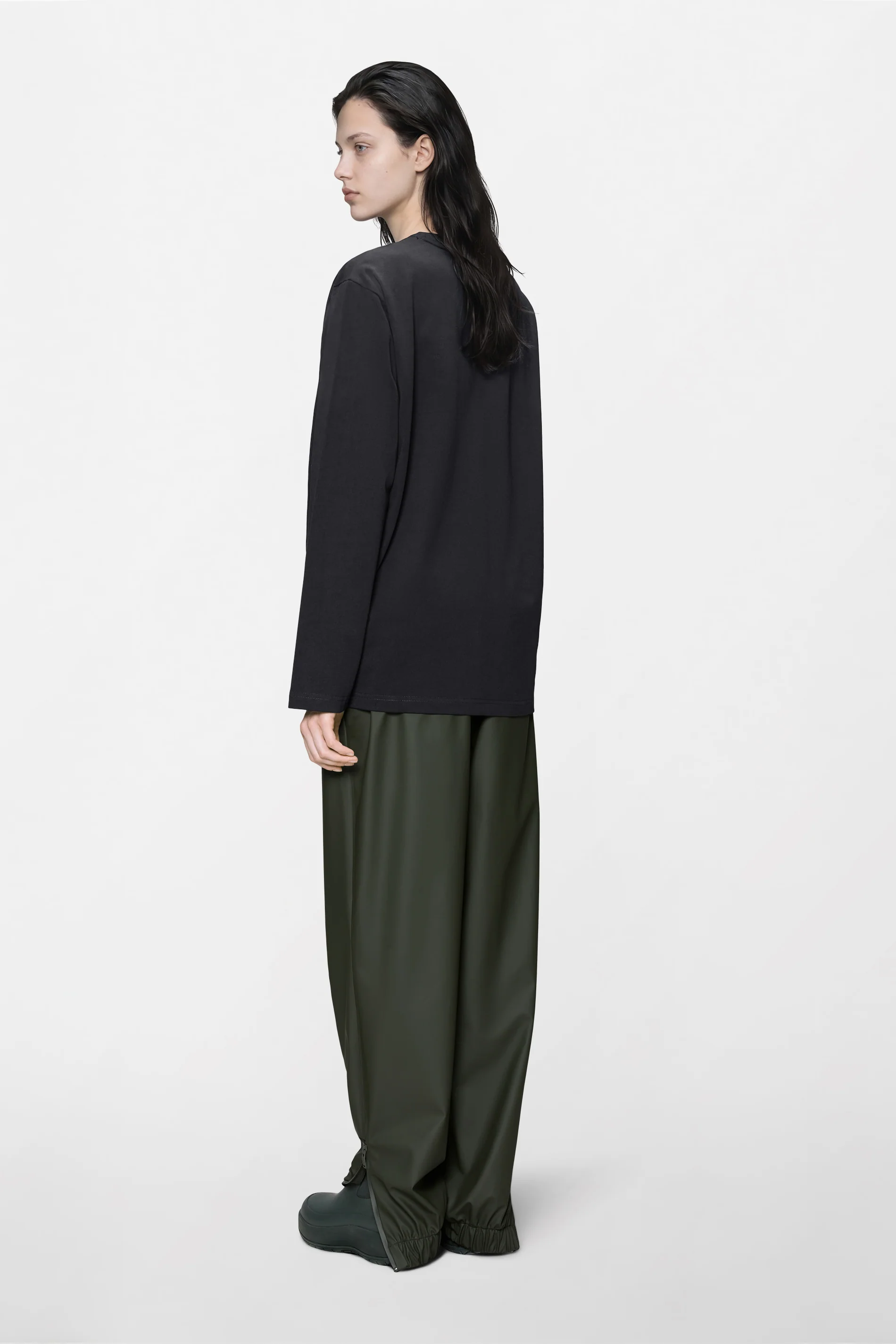 Classic Long Sleeve T-shirt Rains - Image 8