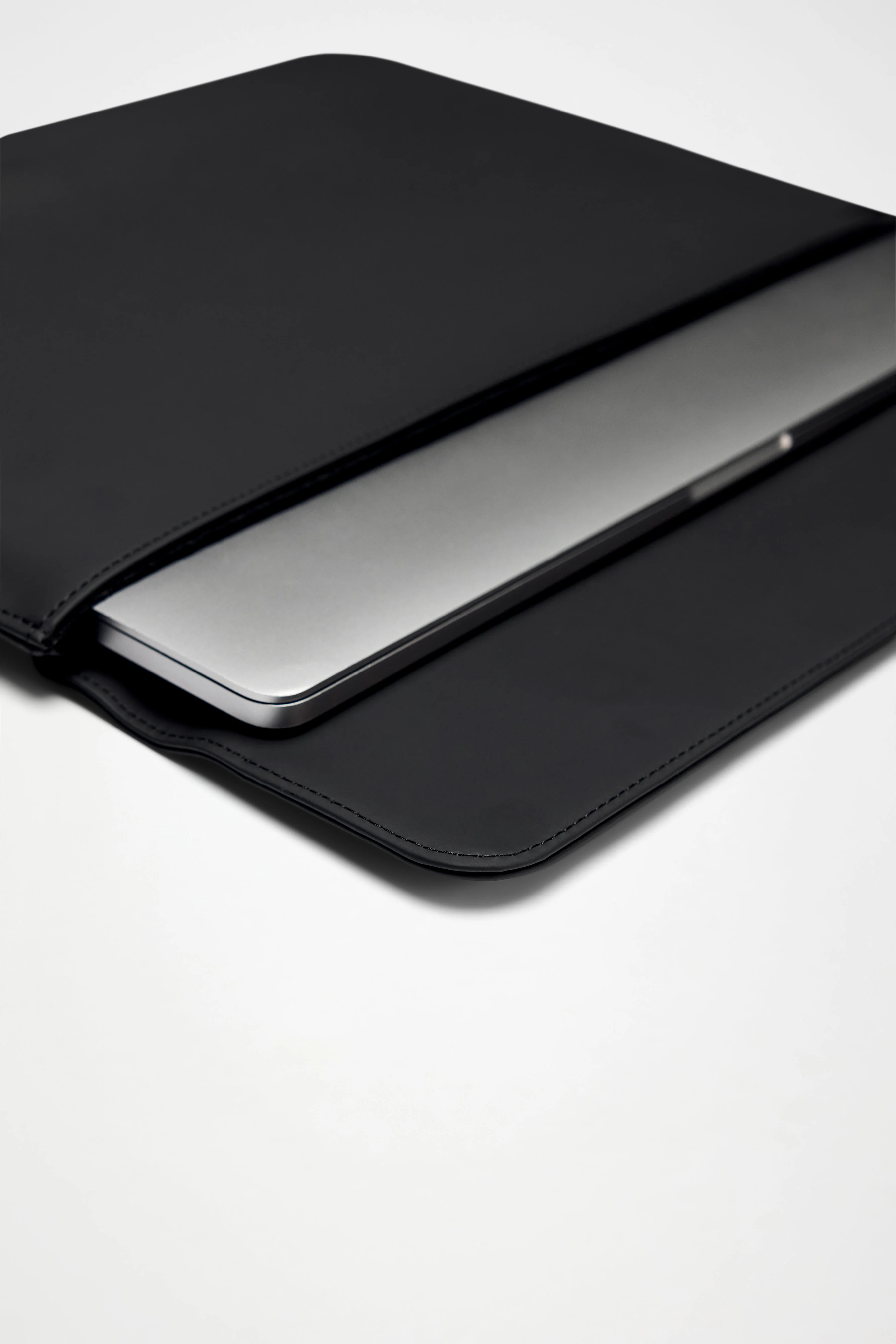 Laptop Portfolio 13??/14?? - Image 8