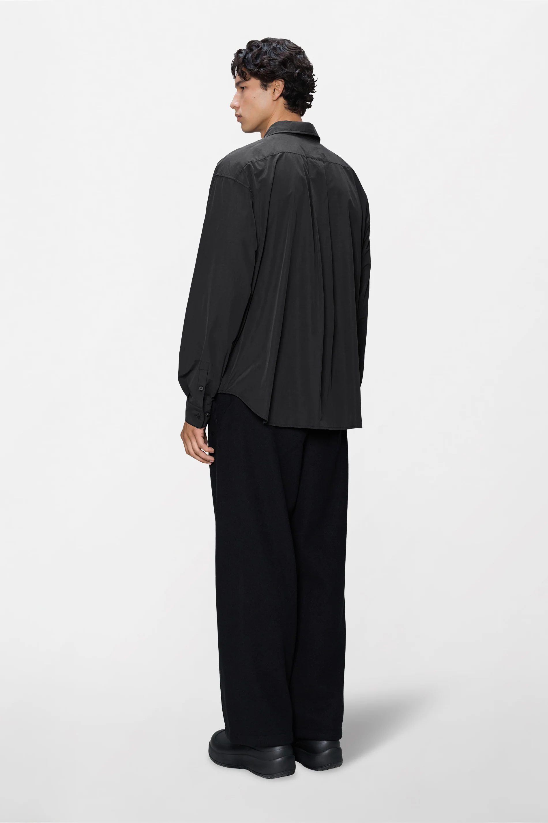 Light Woven Long Sleeve Shirt - Image 8