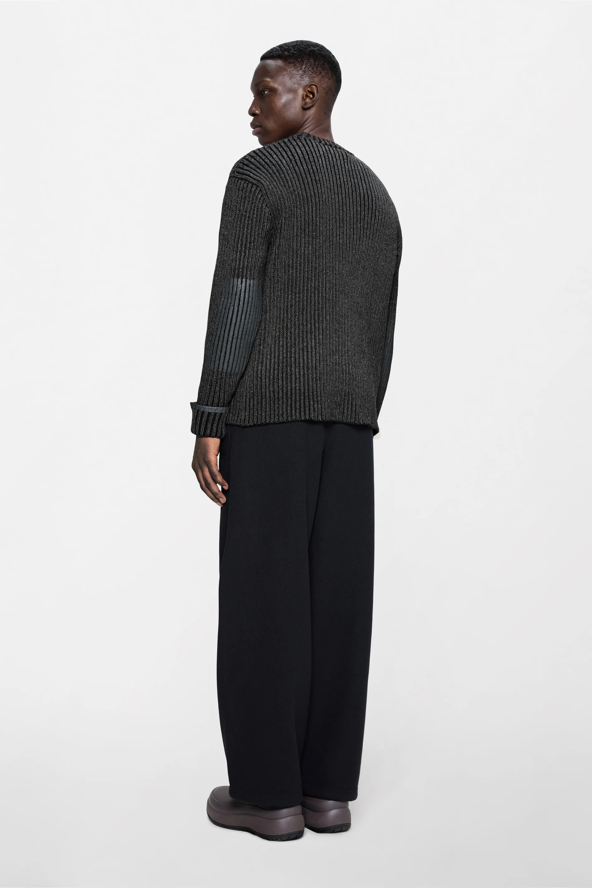 Sapa Knit Crew Neck - Image 3