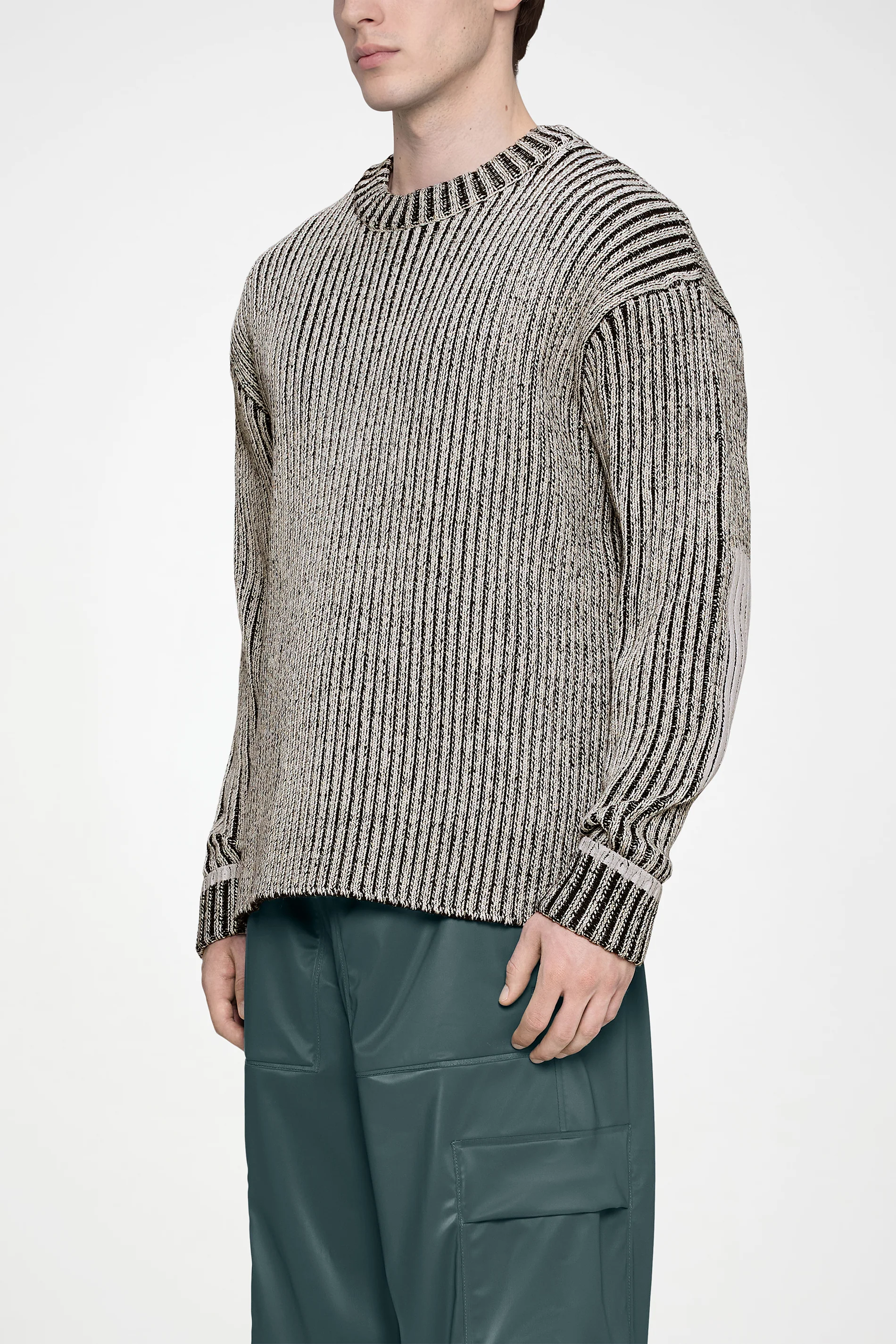 Sapa Knit Crew Neck - Image 9
