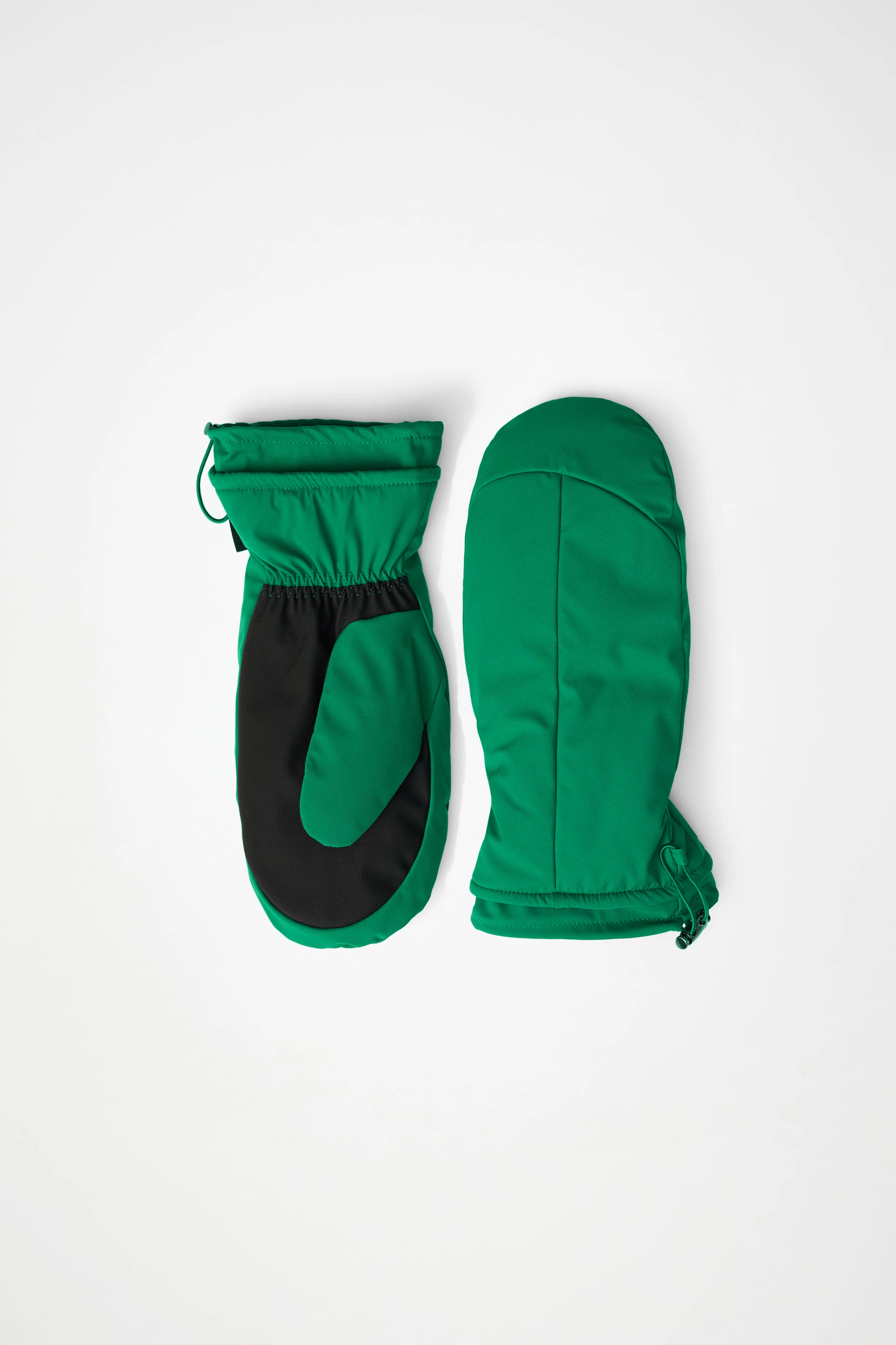 Sarna Insulated mittens