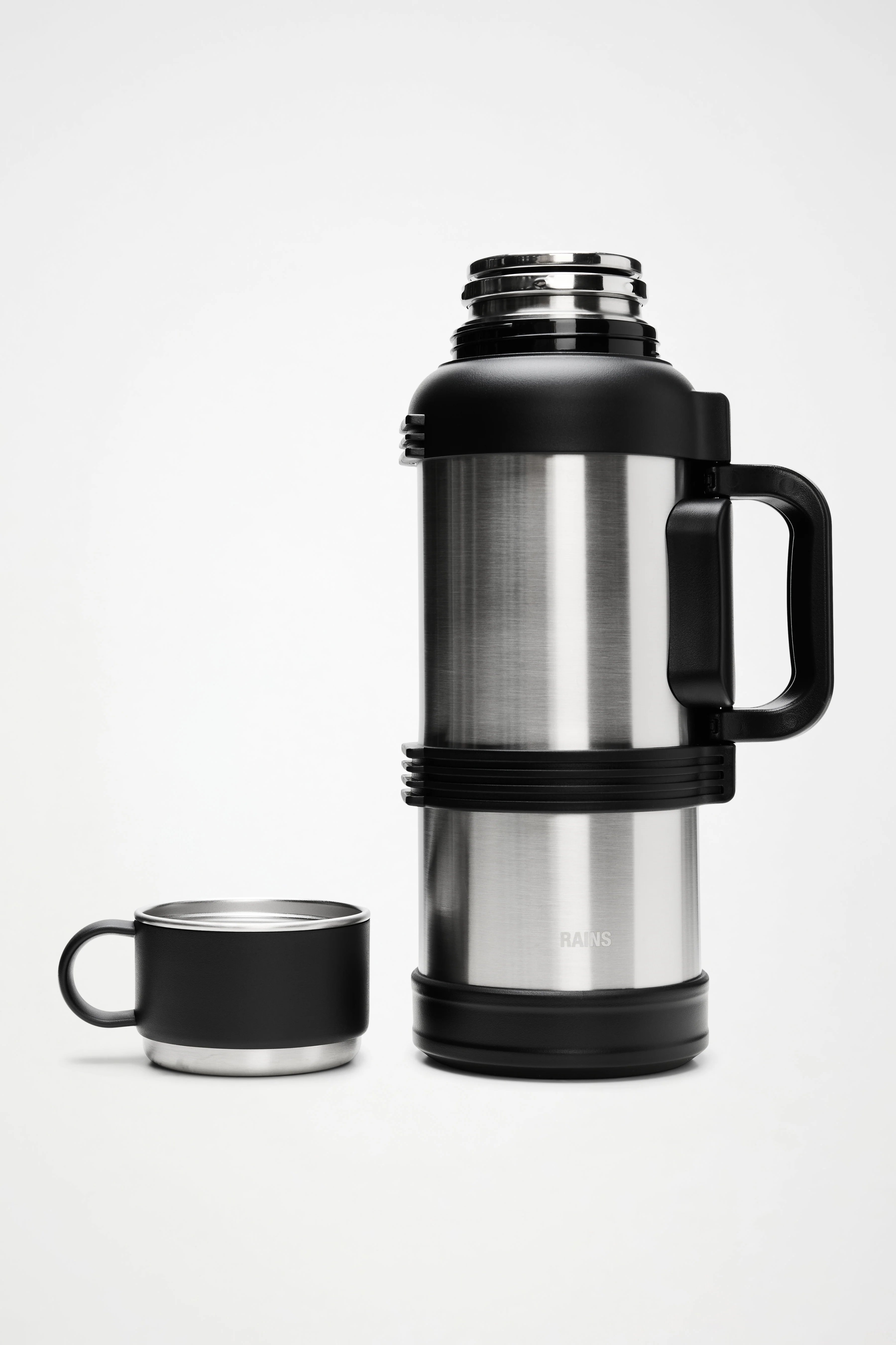 Stainless Steel Tumbler Vacuum Flask 2000ml - Image 3